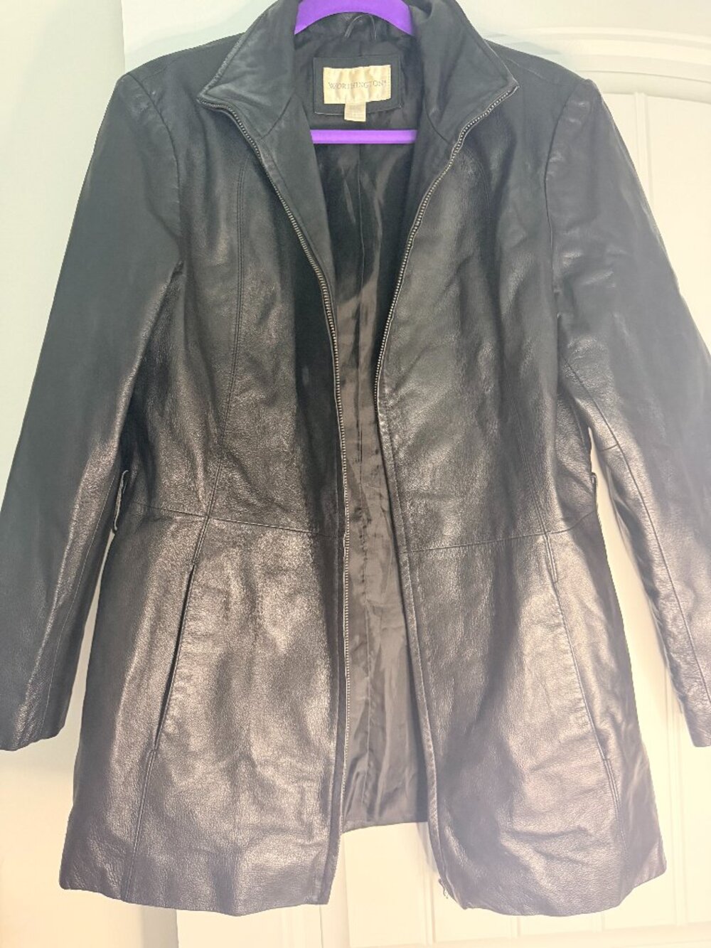 Vintage womens Worthington Genuine Leather Jacket